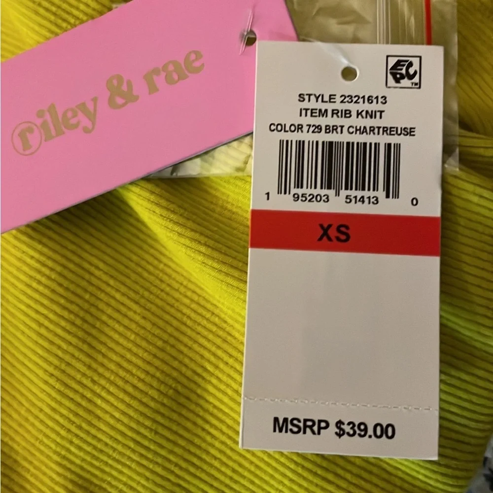 Riley & Rae XS Rib Knit Top - Picture 6 of 7